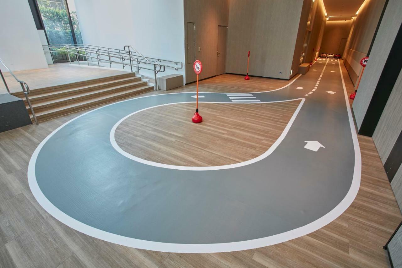 Mu Jiaoxi Hotel Eksteriør bilde The driving school